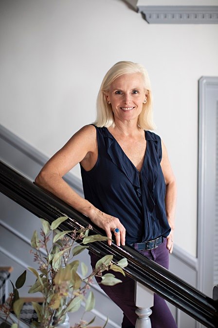 Portrait of photographer Karyn Millet